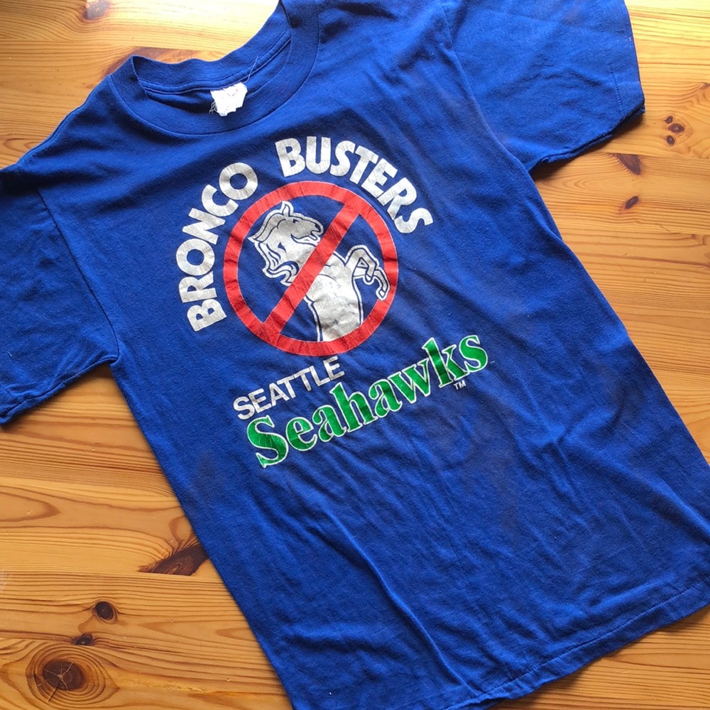 Original vintage Seahawks Broncos shirt